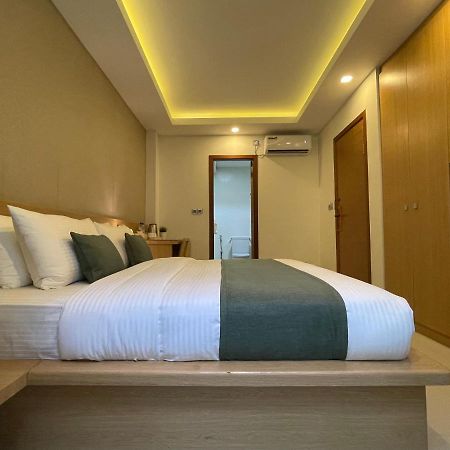 Huvan Beach Hotel At Hulhumale Zewnętrze zdjęcie