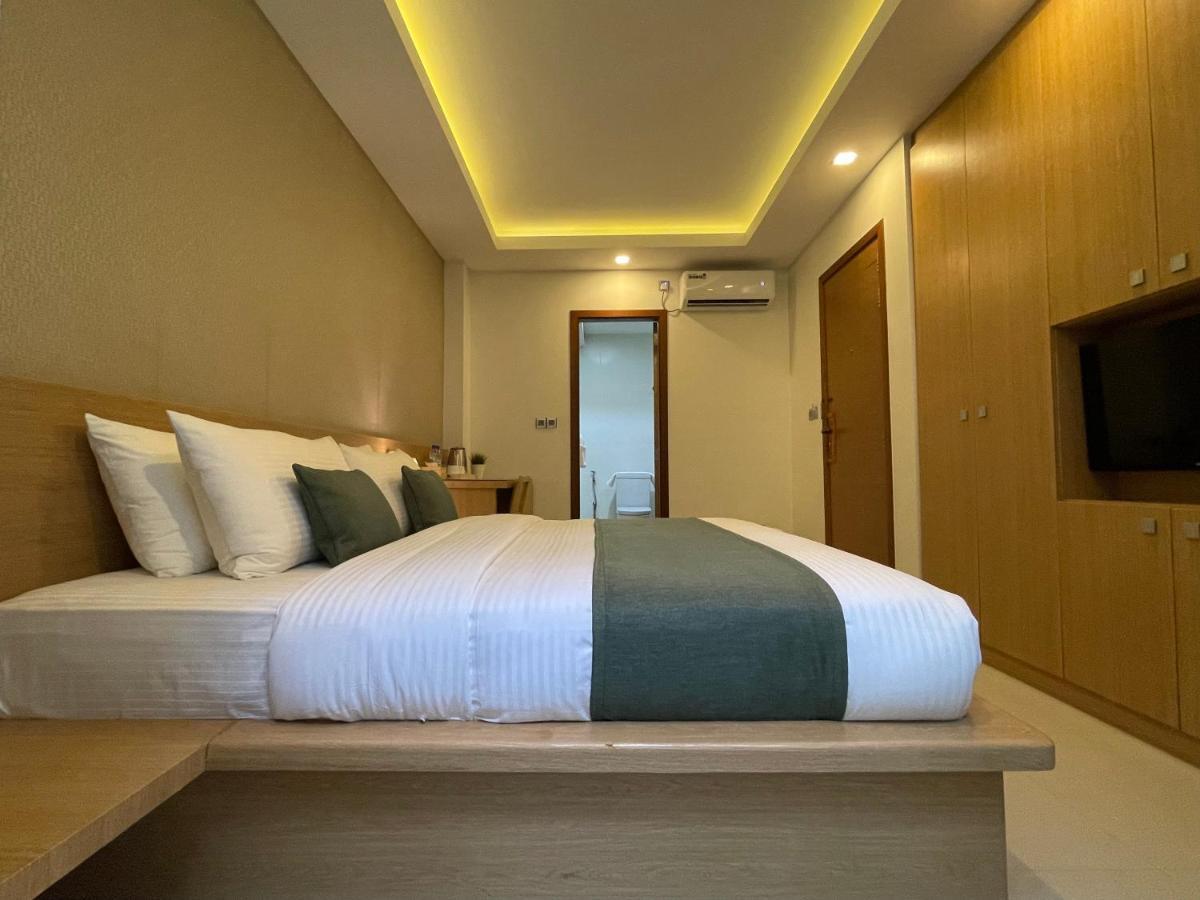Huvan Beach Hotel At Hulhumale Zewnętrze zdjęcie