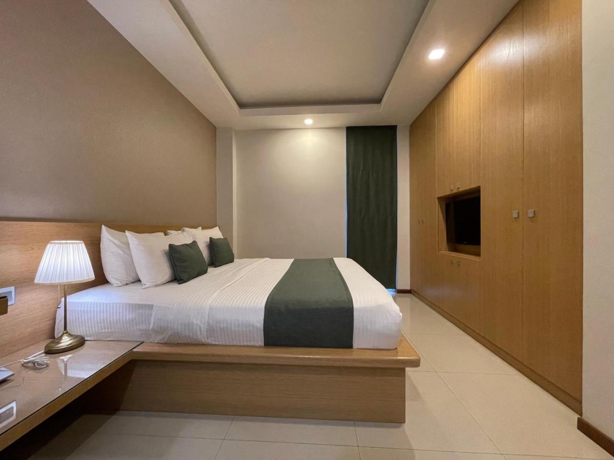 Huvan Beach Hotel At Hulhumale Zewnętrze zdjęcie