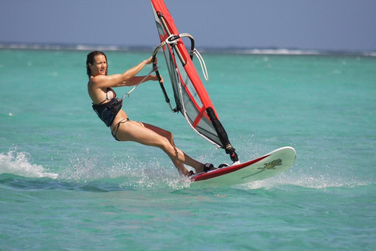 Huvan Beach Hotel At Hulhumale Zewnętrze zdjęcie