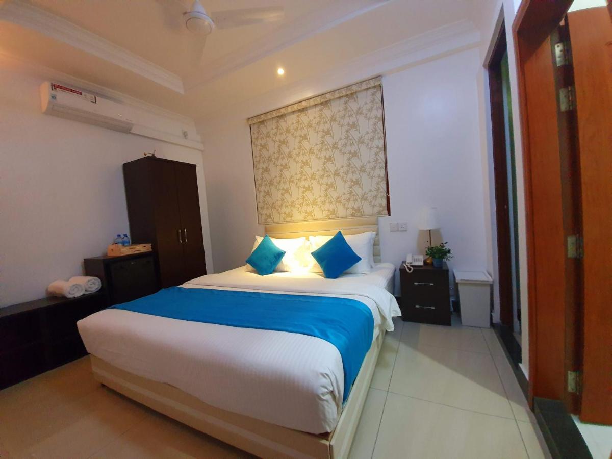 Huvan Beach Hotel At Hulhumale Zewnętrze zdjęcie